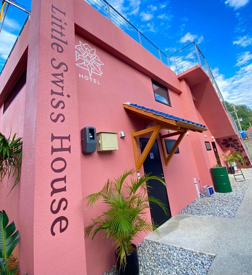 Hotel Little Swiss House Motobu Exterior photo