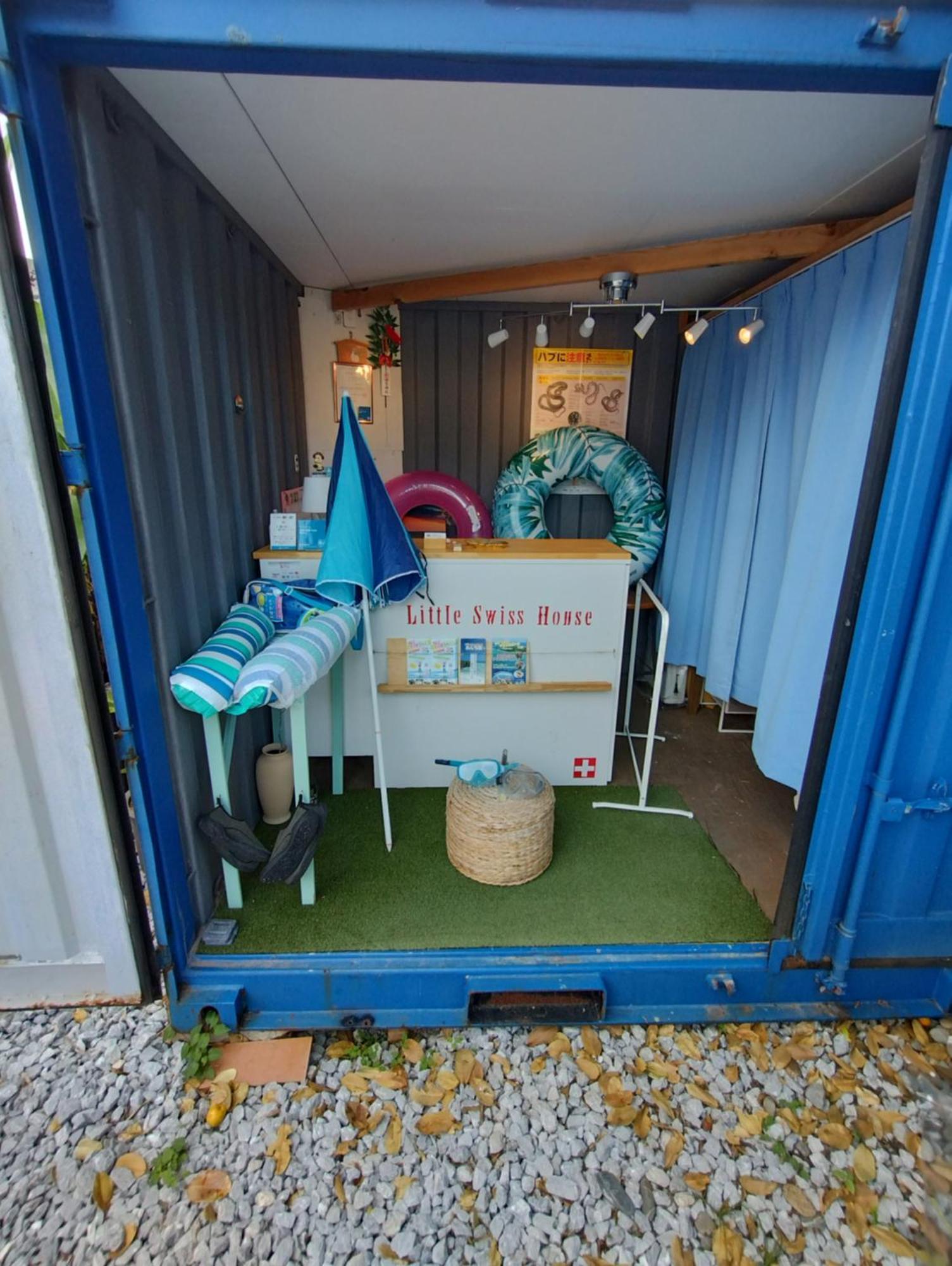 Hotel Little Swiss House Motobu Exterior photo
