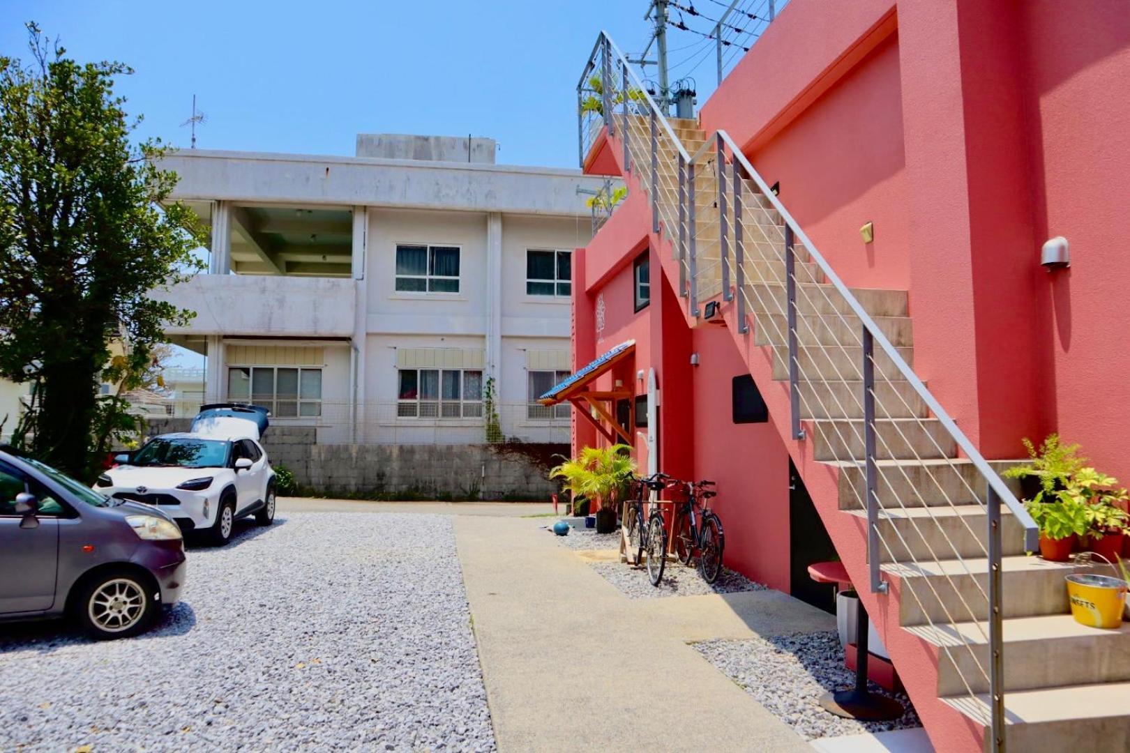 Hotel Little Swiss House Motobu Exterior photo